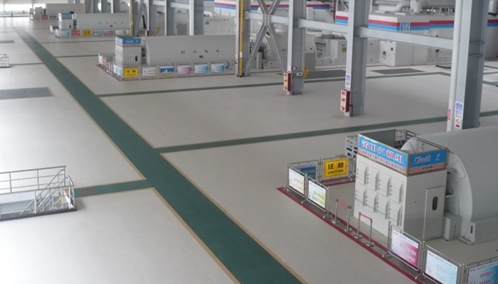 武汉塑胶地板适合于车间吗(图1)